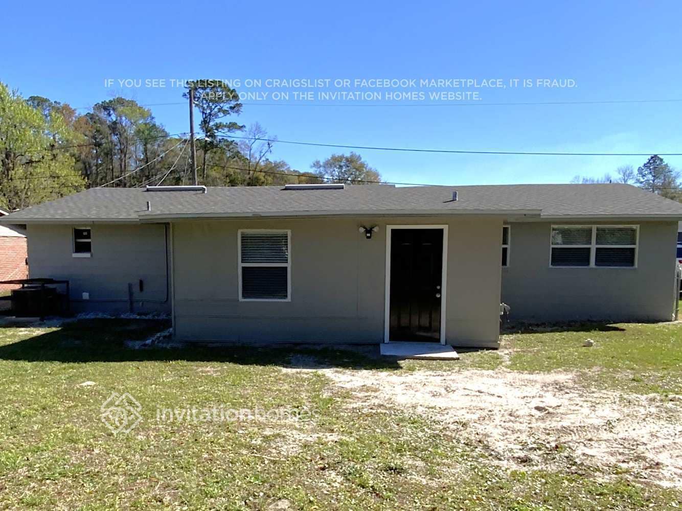 Building Photo - 8812 Camphor Dr