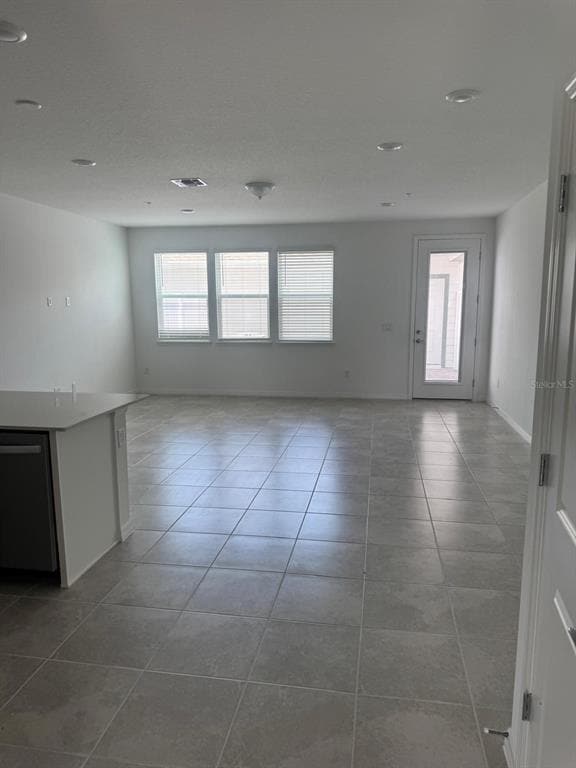Building Photo - 4549 ORCHARD VIEW Aly
