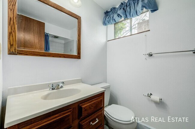 Building Photo - 4620 W 108th Pl