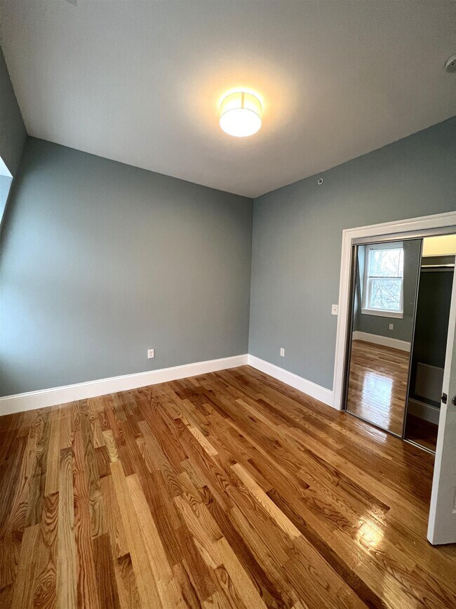 Building Photo - 67 Pearl St