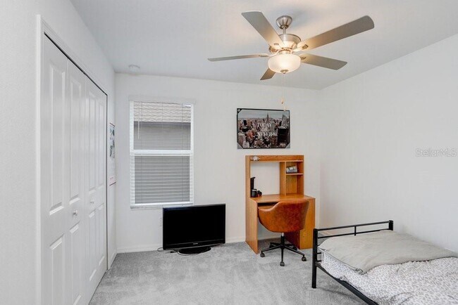 Building Photo - 6384 Ten Acre Ct
