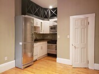 Building Photo - 141 Arlington St