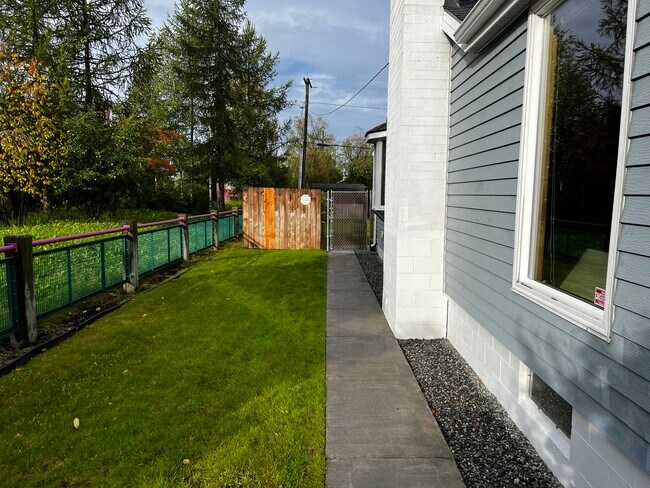 Southside -Home - 1428 Latouche St