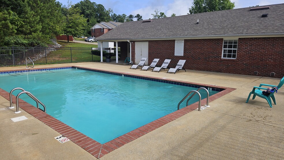 our sparkling pool - Evangeline Heights Apartments