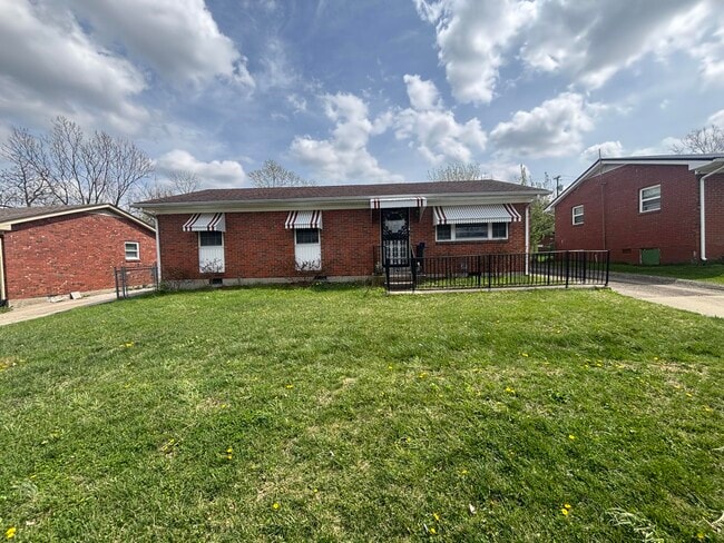Building Photo - 1840 Costigan Dr