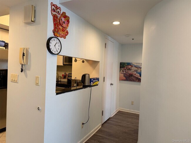 Building Photo - 88 Cutter Mill Rd