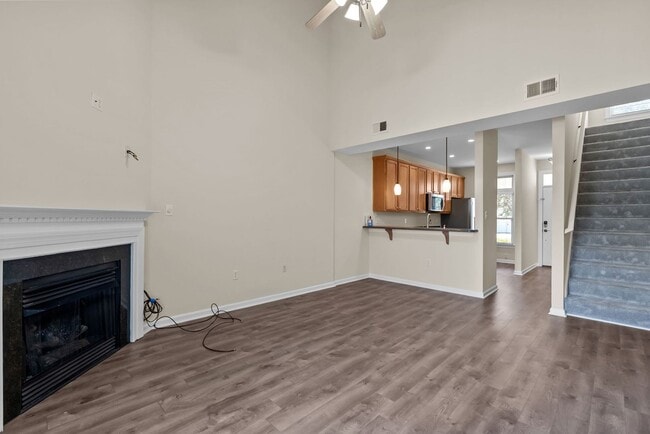 Building Photo - Norfolk Condo!