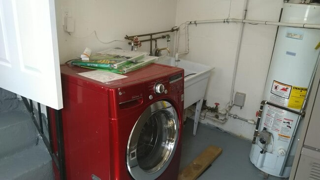 Building Photo - 23328 Battelle Ave