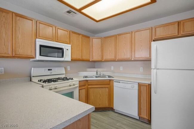 Building Photo - 4655 Gold Dust Ave