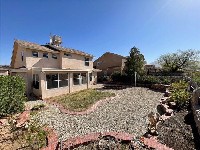 Building Photo - 7312 Camino Del Sol Dr