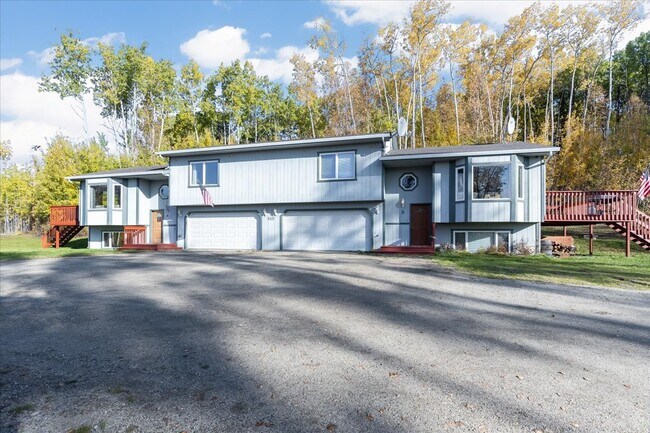 Building Photo - 310 Tipperary Ct