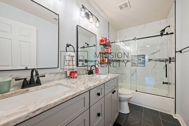 Building Photo - 5106 Timsbury Pointe Dr