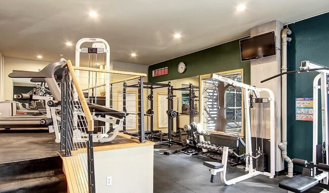 Building Photo - Renovated Studio in Capitol Hill with Rooftop City Views!!!!