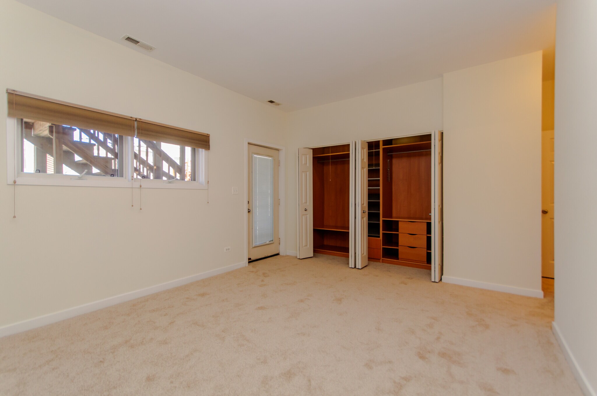 Building Photo - 1344 W Grenshaw St