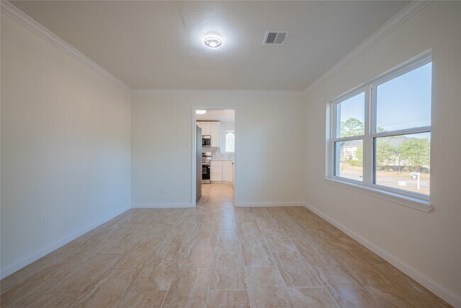 Building Photo - 1923 Big Horn Dr