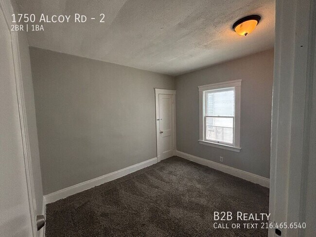 Building Photo - 1750 Alcoy Rd