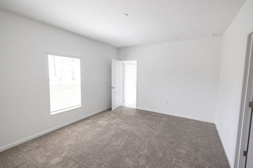 Building Photo - 2177 Aquifer Ln