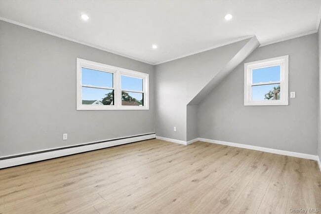 Building Photo - 24 Crag Ln