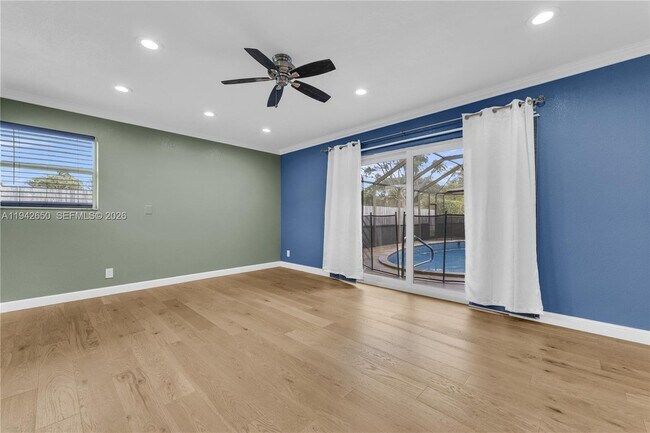 Building Photo - 601 N 44th Ave