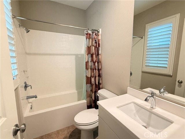 Building Photo - 100 Excursion