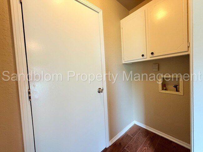 Building Photo - FOR LEASE | Downtown Tulsa | Available NOW!