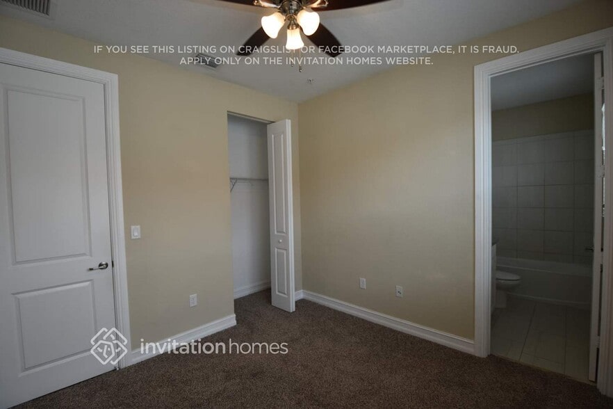 Building Photo - 11671 SW 13th Ct
