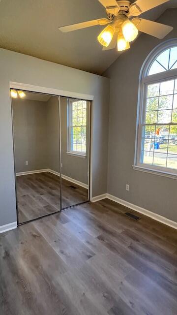 Building Photo - 2203 Southforke Dr SE