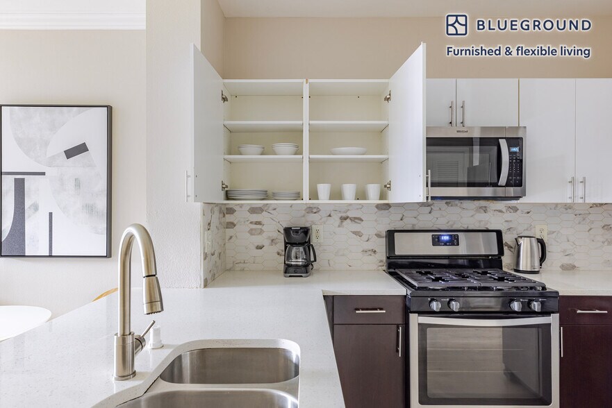 Building Photo - 700 Agnew Rd