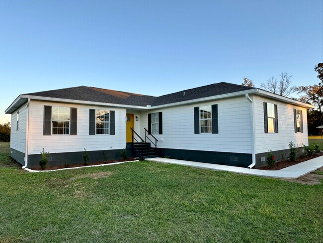 Building Photo - 6349 FL-189