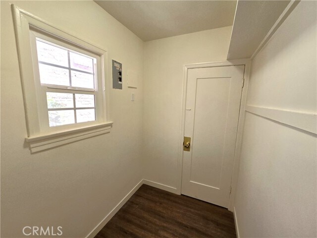 Building Photo - 121 W Lomita Ave