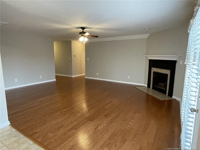 Building Photo - 187 Advance Dr