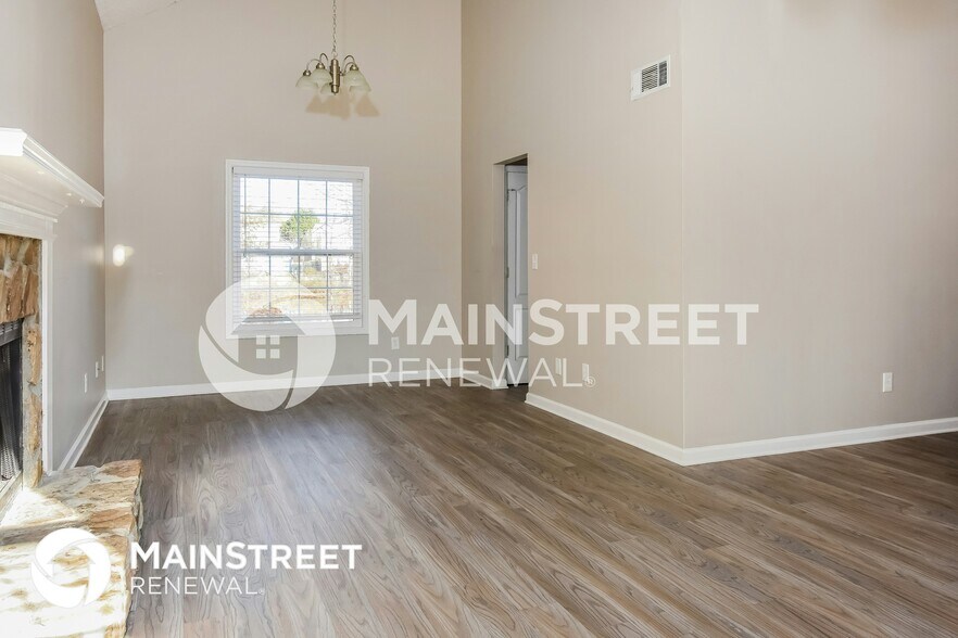 Building Photo - 2872 Betula Dr