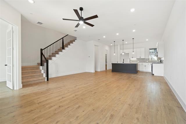 Building Photo - 1304 Arkansas Spgs St