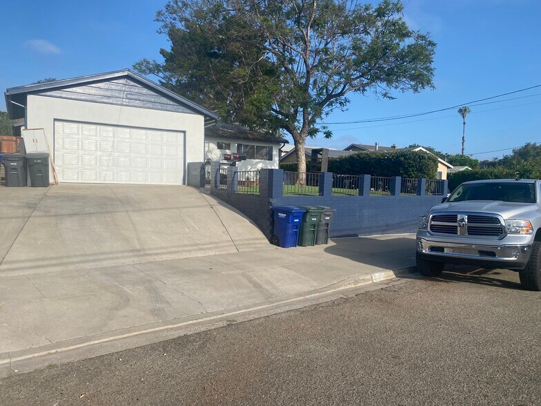 Building Photo - 2418 Edding Dr