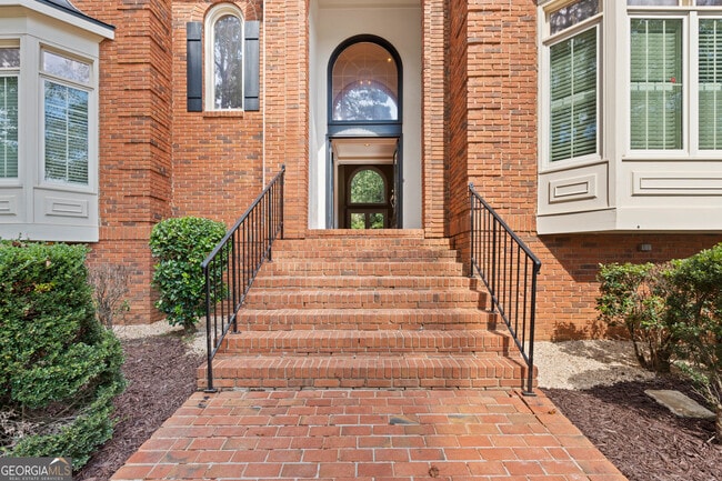 Building Photo - 235 Smokerise Trce