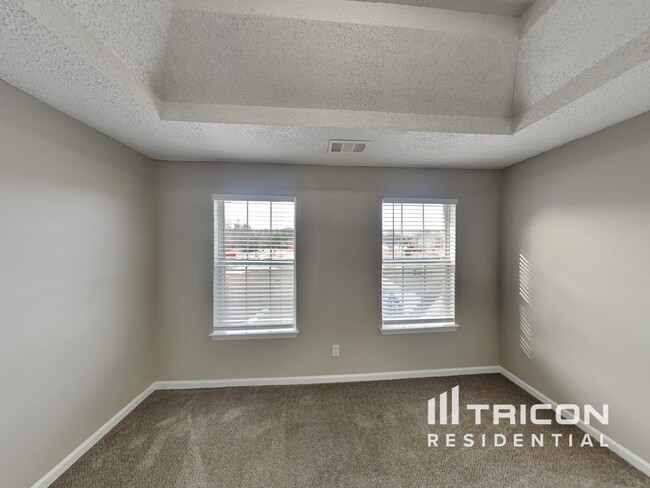Building Photo - 413 Karli Ct