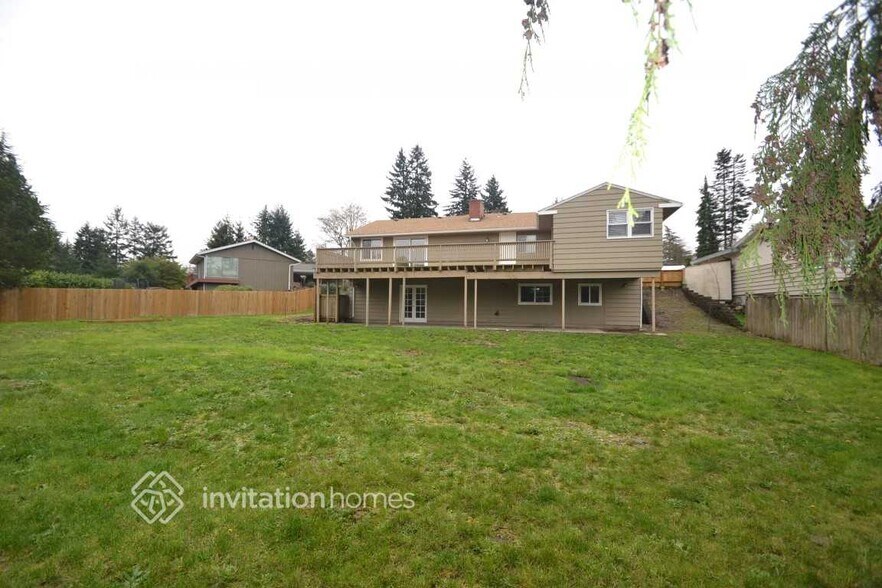 Building Photo - 8305 43rd Pl W