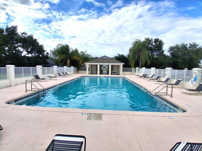 Building Photo - 660 Wickham Lakes Dr