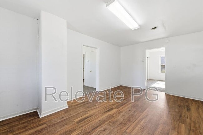 Building Photo - 100 Lowell St