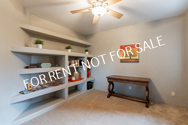 Building Photo - 12765 Walking Deer Pl