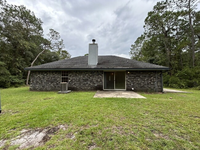 Building Photo - House for Rent