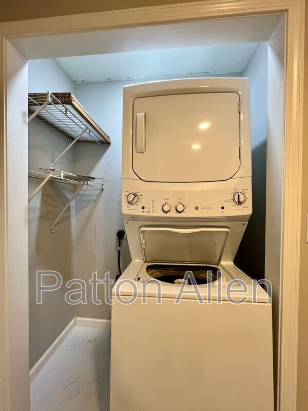 Building Photo - 51 Argyle Ln