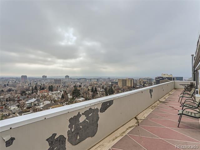 Building Photo - 1029 E 8th Ave