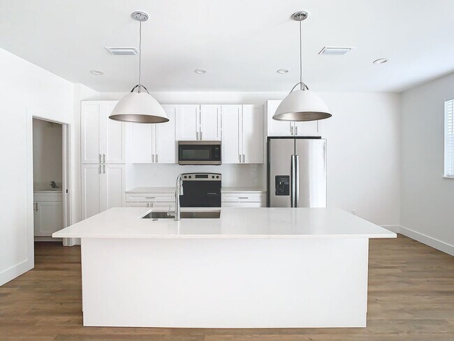 Building Photo - Now Leasing Brand New Townhouse - Available for Rent!