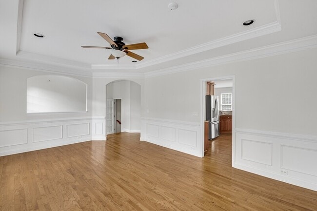 Building Photo - 1240 Dunwoody Cove