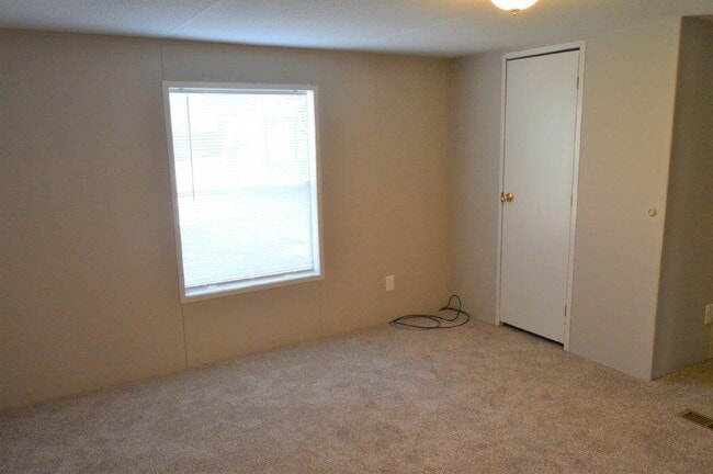 Building Photo - 2727 Bettis Tribble Gap Rd