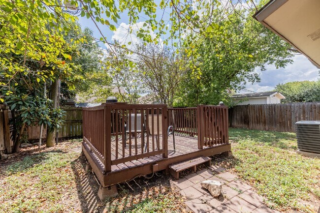 Building Photo - 9614 South Bend