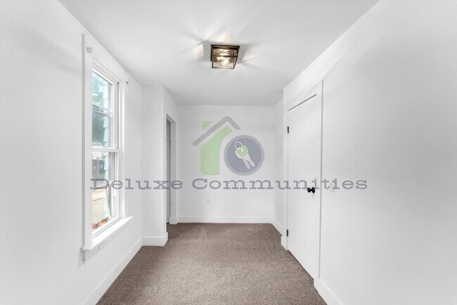 Building Photo - 1011 Jennette Ave NW