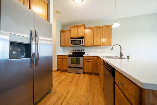 Building Photo - 15241 Spring Brook Terrace