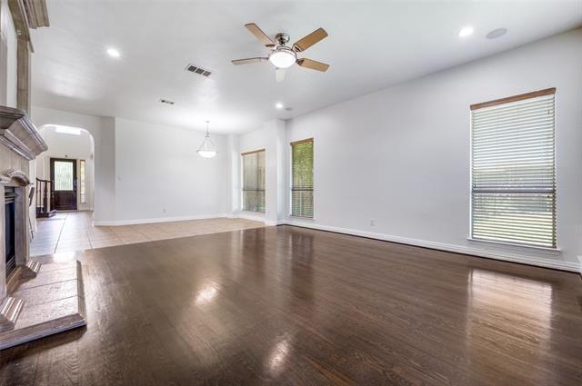 Building Photo - 2043 Loma Alta Dr